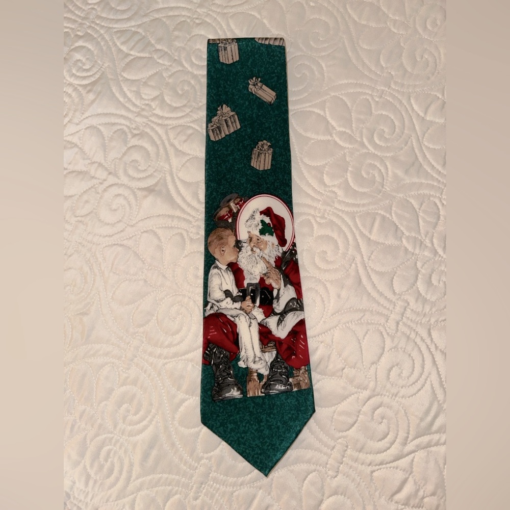 Like New Saturday Evening Post Christmas Tie
